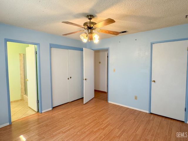 5104 Lowen Avenue, Bakersfield, CA 93309