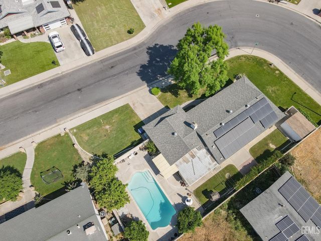 5104 Lowen Avenue, Bakersfield, CA 93309