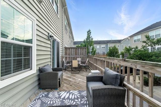 329 Fountain WAY, Hampton, VA 23666