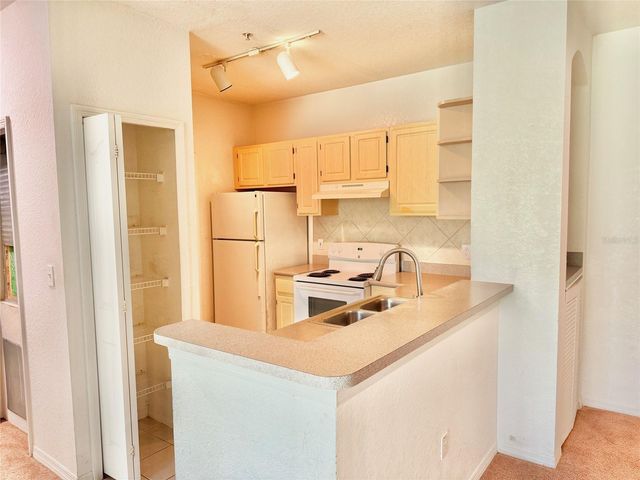 8919 LEGACY COURT 18204, Kissimmee, FL 34747