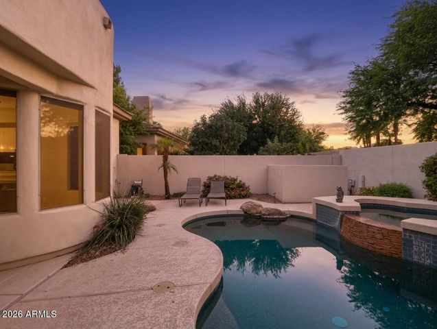8712 N 73rd Way, Scottsdale, AZ 85258