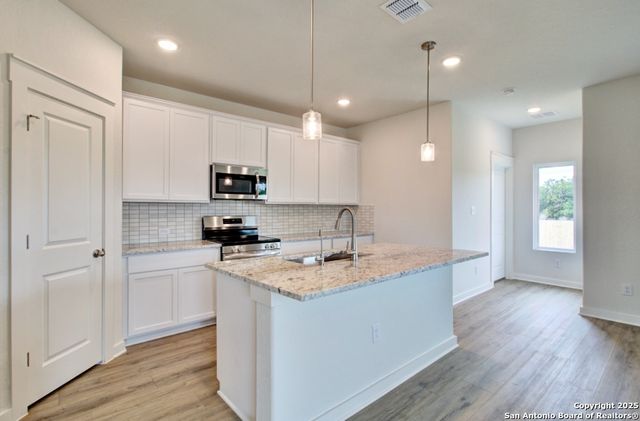 960 Tornado Ridge, New Braunfels, TX 78130