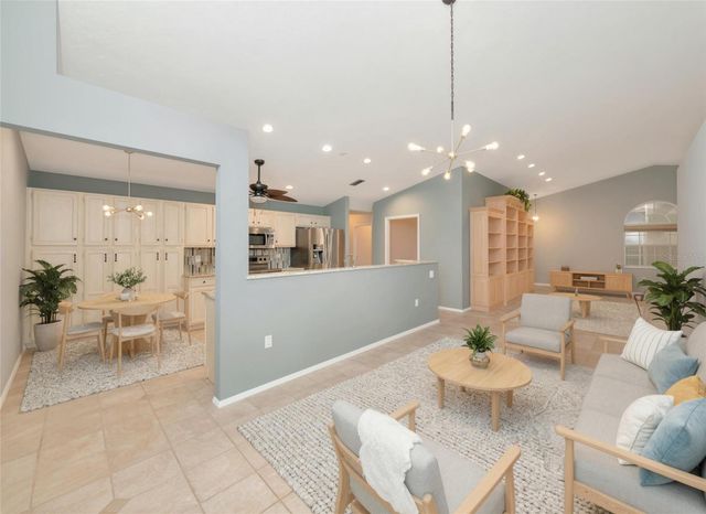 4734 RAINTREE STREET CIRCLE E, Bradenton, FL 34203