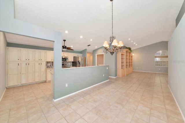 4734 RAINTREE STREET CIRCLE E, Bradenton, FL 34203
