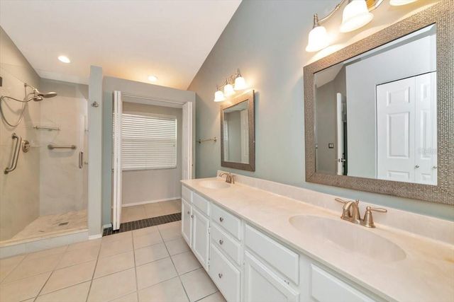 4734 RAINTREE STREET CIRCLE E, Bradenton, FL 34203