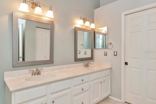 4734 RAINTREE STREET CIRCLE E, Bradenton, FL 34203