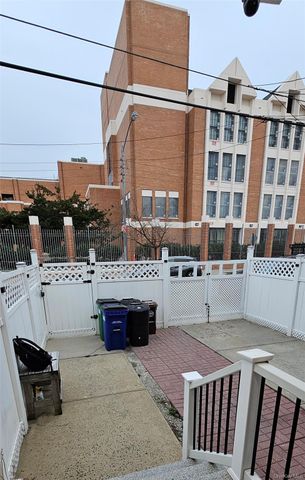 175 beach 29 street, Far Rockaway, NY 11691