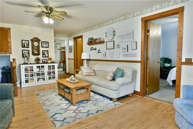 728 Potic Drive, Leavittsburg, OH 44430