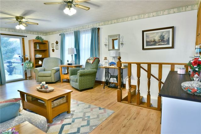 728 Potic Drive, Leavittsburg, OH 44430