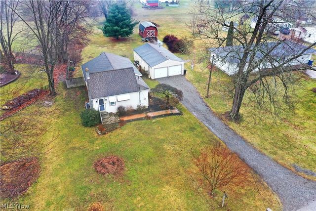 728 Potic Drive, Leavittsburg, OH 44430