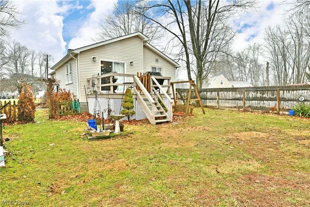 728 Potic Drive, Leavittsburg, OH 44430