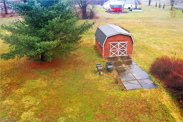 728 Potic Drive, Leavittsburg, OH 44430