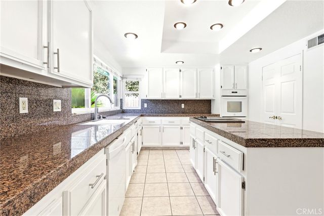 620 Valley View Drive, Redlands, CA 92373