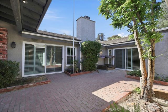 620 Valley View Drive, Redlands, CA 92373