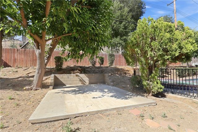 620 Valley View Drive, Redlands, CA 92373
