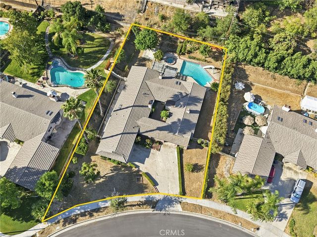 620 Valley View Drive, Redlands, CA 92373
