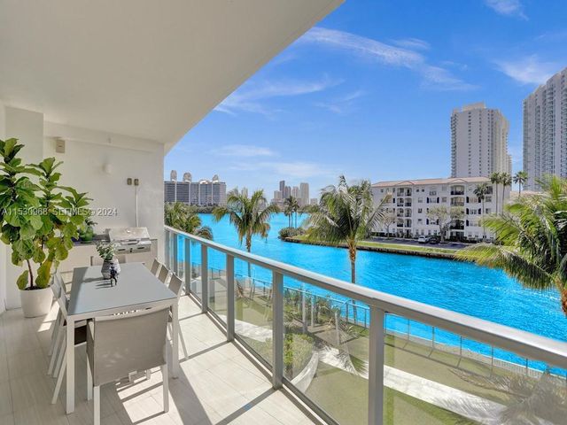 3250 NE 188th Street 207, Aventura, FL 33180