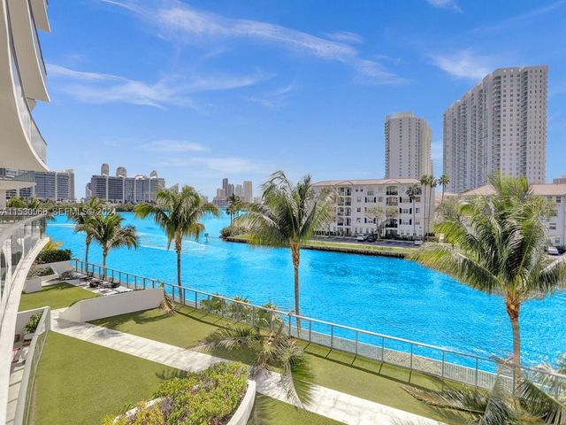 3250 NE 188th Street 207, Aventura, FL 33180