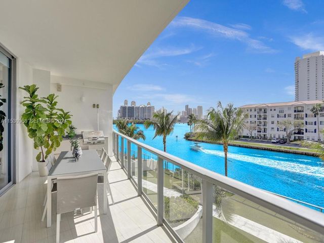 3250 NE 188th Street 207, Aventura, FL 33180