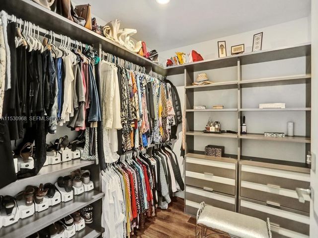 3250 NE 188th Street 207, Aventura, FL 33180