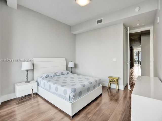 3250 NE 188th Street 207, Aventura, FL 33180