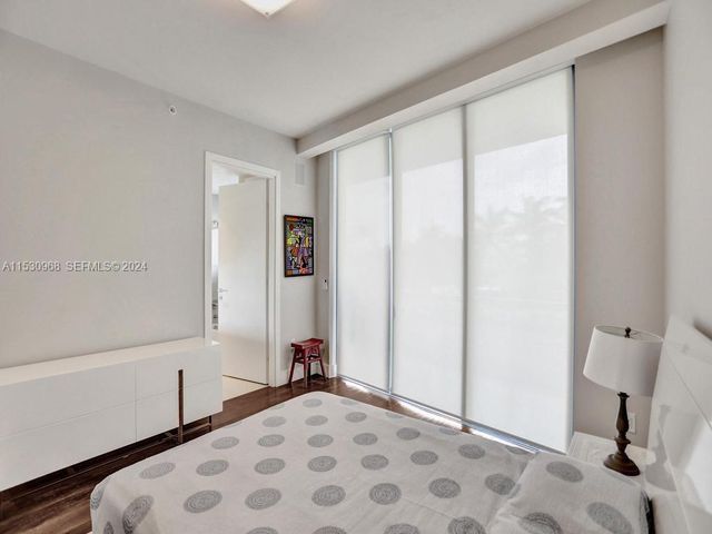 3250 NE 188th Street 207, Aventura, FL 33180
