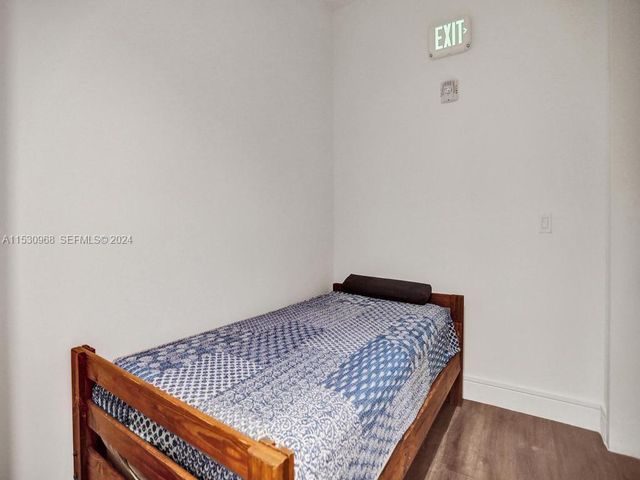3250 NE 188th Street 207, Aventura, FL 33180