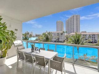 3250 NE 188th Street 207, Aventura, FL 33180