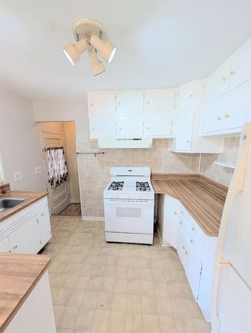 2734 Hampshire Road, Ann Arbor, MI 48104