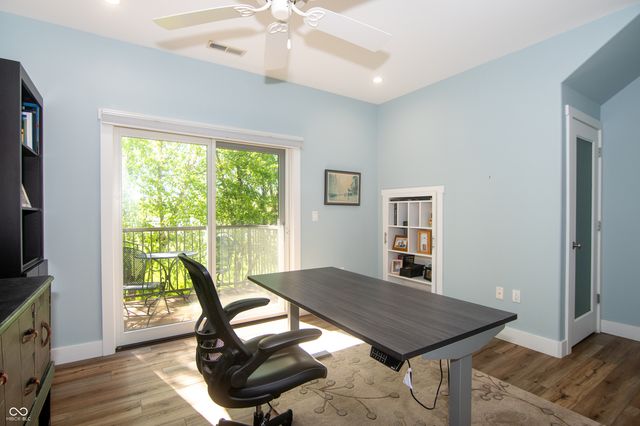 1014 Jackson Street, Columbus, IN 47201