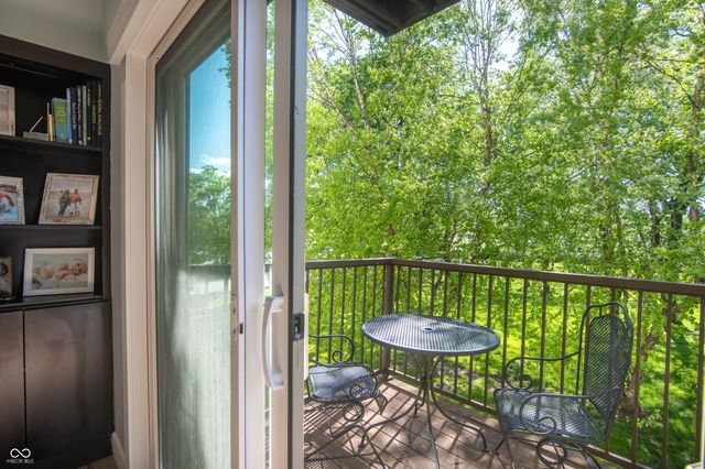 1014 Jackson Street, Columbus, IN 47201