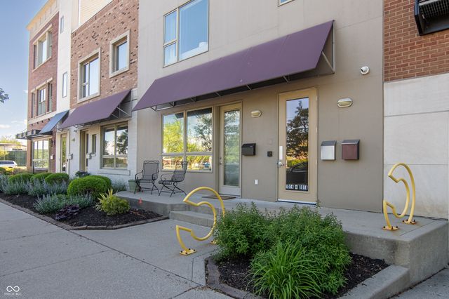 1014 Jackson Street, Columbus, IN 47201