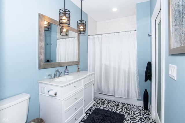 1014 Jackson Street, Columbus, IN 47201