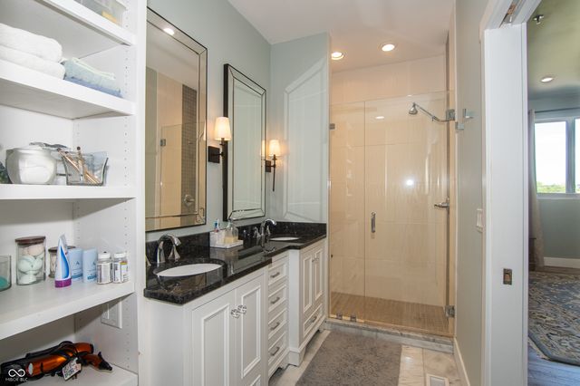 1014 Jackson Street, Columbus, IN 47201