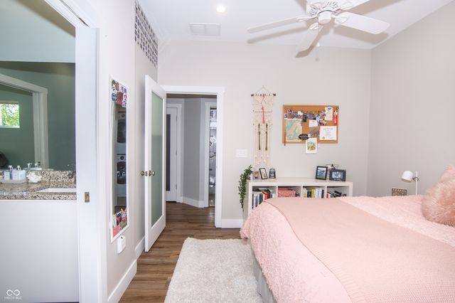 1014 Jackson Street, Columbus, IN 47201