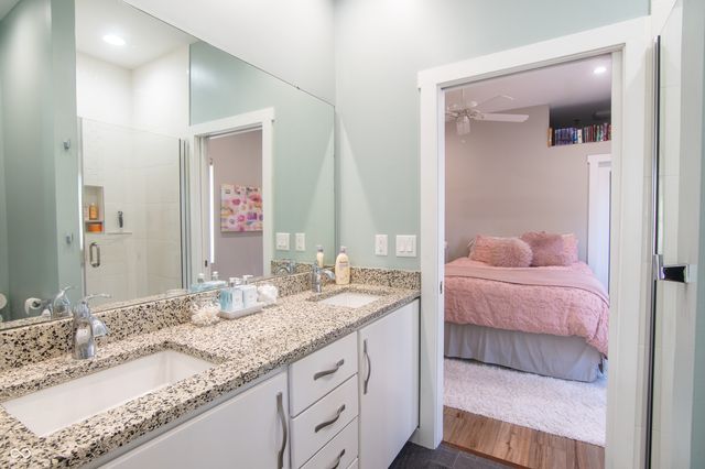 1014 Jackson Street, Columbus, IN 47201