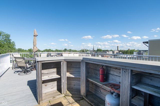 1014 Jackson Street, Columbus, IN 47201