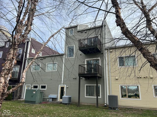 1014 Jackson Street, Columbus, IN 47201