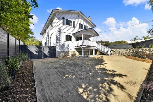 311 Corto Street, Solana Beach, CA 92075