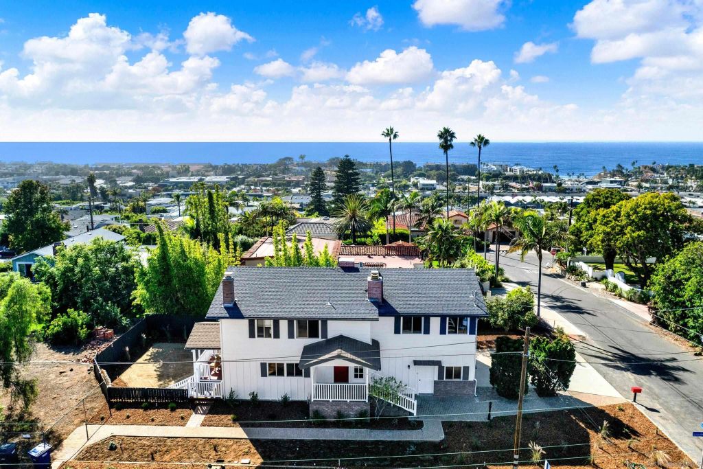 311 Corto Street, Solana Beach, CA 92075