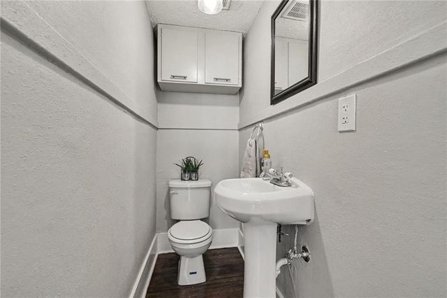 3212 Campbell Street, Kansas City, MO 64109