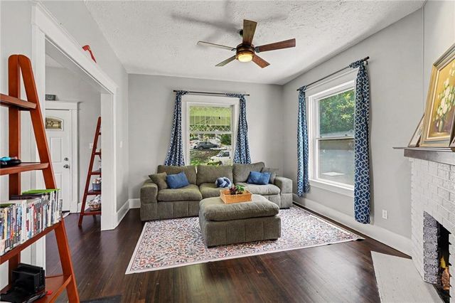 3212 Campbell Street, Kansas City, MO 64109