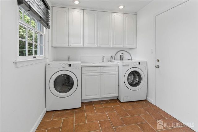 53 wexford Drive, South Brunswick, NJ 08852