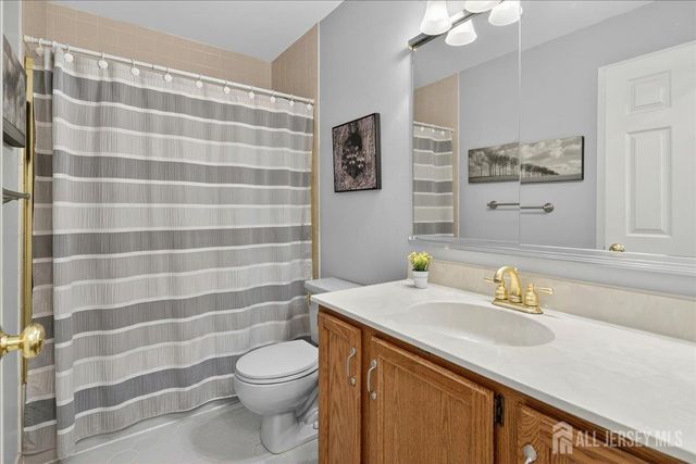 53 wexford Drive, South Brunswick, NJ 08852