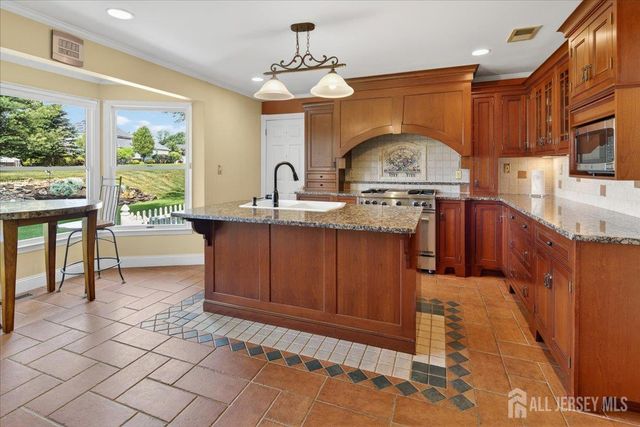 53 wexford Drive, South Brunswick, NJ 08852