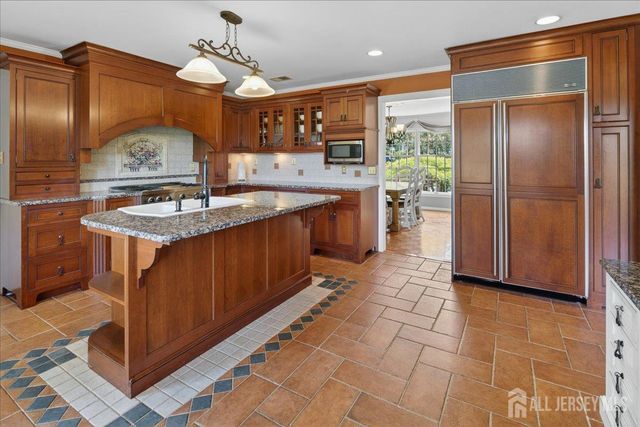 53 wexford Drive, South Brunswick, NJ 08852