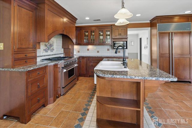 53 wexford Drive, South Brunswick, NJ 08852