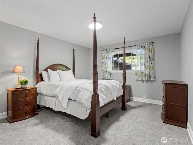 4154 MT Brynion Rd, Kelso, WA 98626