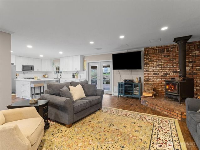 4154 MT Brynion Rd, Kelso, WA 98626