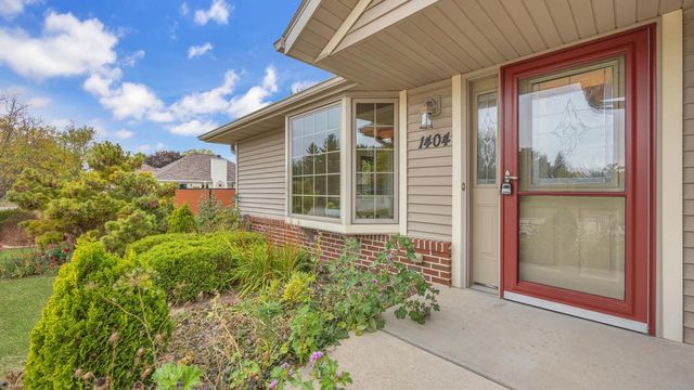 1404 Tumbleweed LANE, Sheboygan Falls, WI 53085